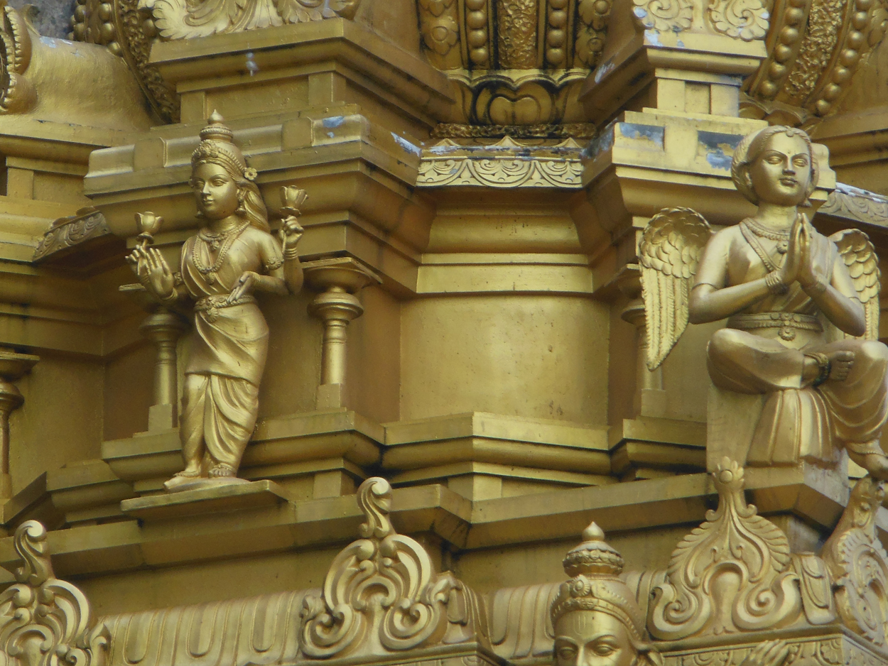 2013-11-03 Kuala Lumpur (Beim Tempel) 
